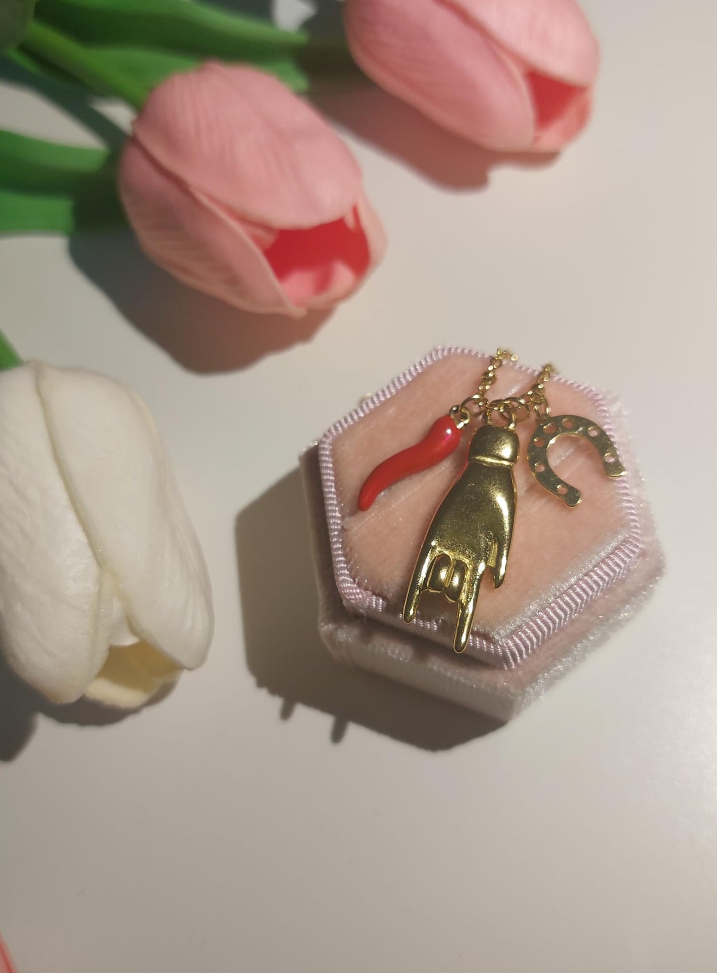 Collana scaramantica gold