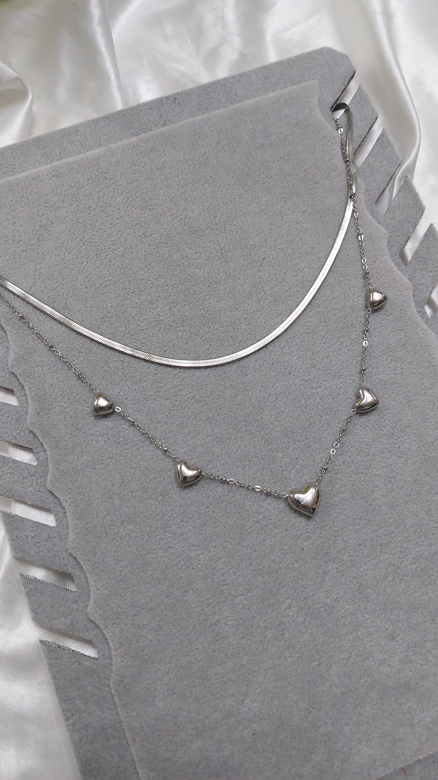 Collana heart snake