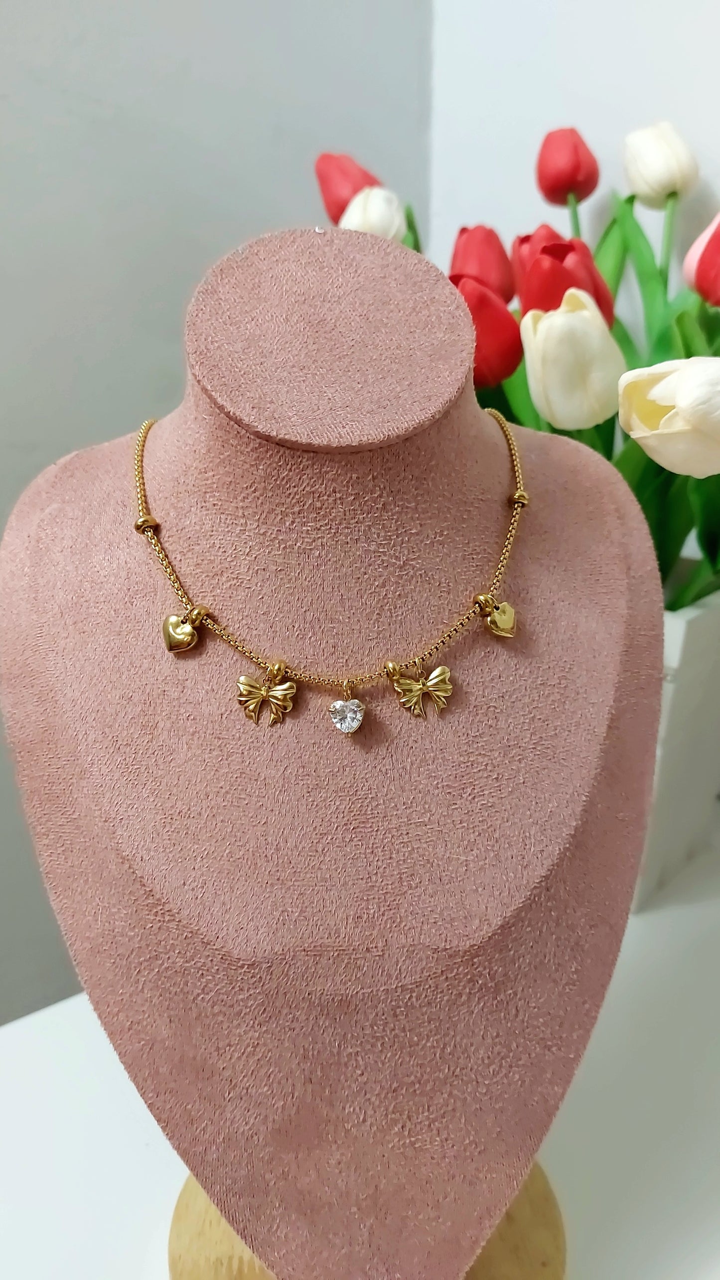 Collana charm fiocchetto